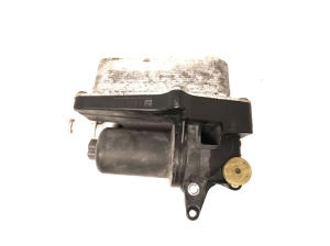 Mercedes Benz A-Class 176 (2012–2018) Getriebeölkühler A2465010501 - 3