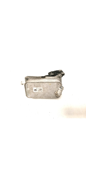 Mercedes Benz A-Class 176 (2012–2018) Getriebeölkühler A2465010501 - 6