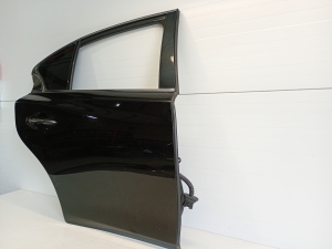 Infiniti Q50 (2013–2026) Tagumised küljeuksed ja nende osad - 2