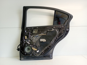 Infiniti Q50 (2013–2026) Tagumised küljeuksed ja nende osad - 3