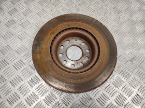 Volkswagen Touran III (2015–2026) Eesmine piduriketas 09977211 - 3