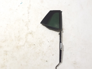   Rear door quarter glass  - 971845352 