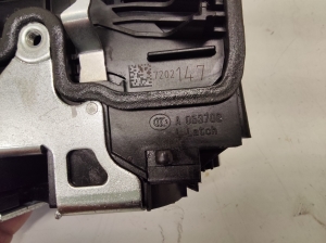 BMW 5 SERIES F10 (2010–2017) Rear side door lock 7202147 - 2