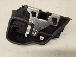 BMW 5 SERIES F10 (2010–2017) Rear side door lock 7202147 - 5