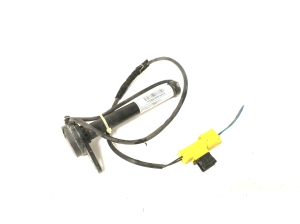 Mercedes Benz A-Class 176 (2012–2018) Hood impact sensor A1179061000 - 5