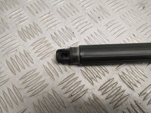 Hyundai Kona II (2023–2026) Trunk lid strut 81841BE100 - 3