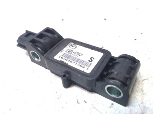 Mazda 5 (2005–2010) Airbagsensor C23557KC0 - 2