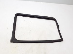   Rear side door seal on the door  - 971839432 