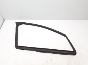 Porsche Panamera 971 (2016–2026) Front door rubber seal 971837432A - 3