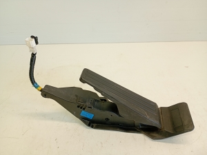   Gaspedal  - 18002JJ90B 