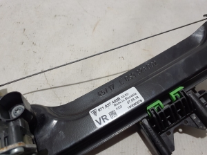 Porsche Panamera 971 (2016–2026) Front door window regulator 971837402B - 2