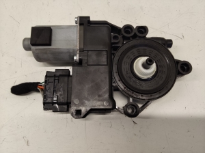 Front door window regulator motor - 824603Z010