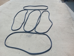 Infiniti Q50 (2013–2026) Front door rubber seal - 3