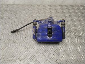 Front brake caliper - 6799D