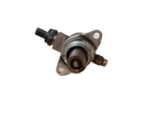Kraftstoffpumpe - 03C127026E