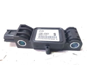 Mazda 5 (2005–2010) Airbagsensor C23657KC0 - 3