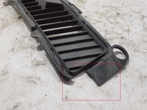 RENAULT 5- I (2024–2026) Front bumper lower grille 622546102R - 2