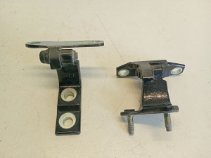 Infiniti Q50 (2013–2026) Scharnier Tür hinten oben A048520 - 3