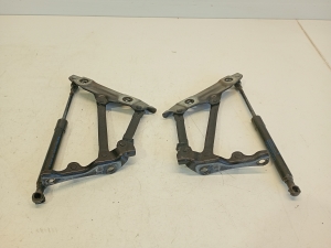 Infiniti Q50 (2013–2026) Trunk lid hinge - 3