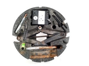   Trunk tool tray and its parts  - 760012115N 