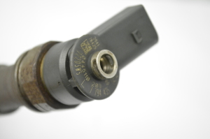 BMW 5 SERIES E60 (2003–2010) Injektor Einspritzdüse 7794435 - 2