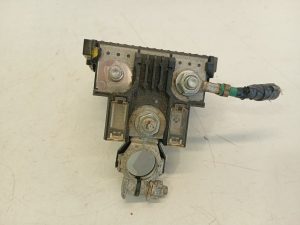 Infiniti Q50 (2013–2026) Positive cable terminal H1082022 - 3
