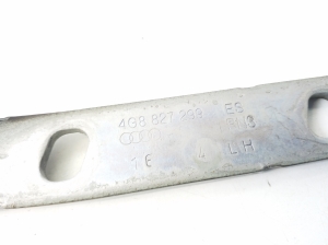 AUDI A7 (2010–2018) Trunk lid hinge 4G8827299 - 3