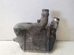 Mazda 5 (2005–2010) Vahejahuti radiaator 1271002360 - 3