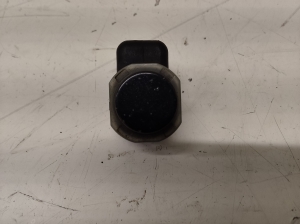 products.PDC-Sensor vorne - AH4215K859AA