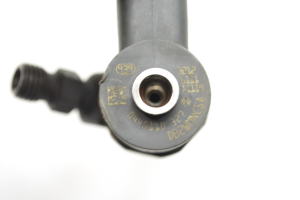 Opel Astra J (2009–2017) Kütusepihusti 0445110327 - 2
