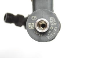 Opel Astra J (2009–2017) Kütusepihusti 0445110327 - 2