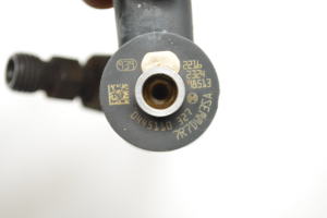 Opel Astra J (2009–2017) Injektor Einspritzdüse 0445110327 - 3