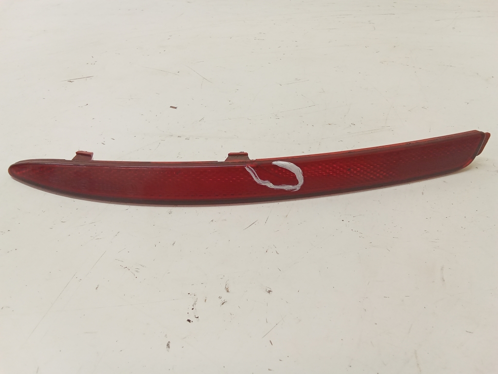 Skoda Octavia II (2004–2013) Rückstrahler Stoßstange hinten 1Z0945105 Skoda Octavia II (2004–2013) Rückstrahler Stoßstange hinten 1Z0945105