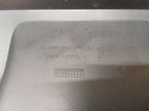 Mercedes Benz C-Class 204 (2007–2014) Tagumine kaitseraud A2048803447 - 4