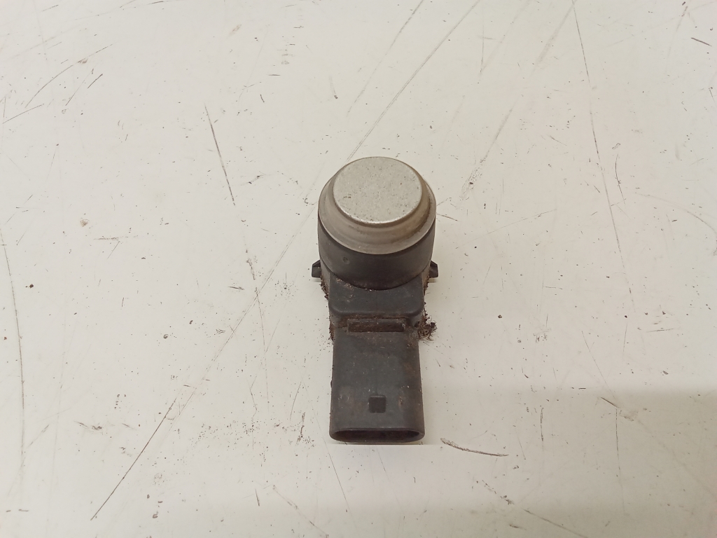 Mercedes Benz C-Class 204 (2007–2014) Rear parking sensor A2125420018 Mercedes Benz C-Class 204 (2007–2014) Rear parking sensor A2125420018