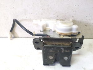 Trunk lid lock - 