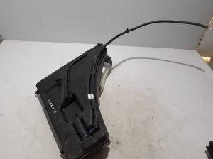 Porsche Panamera 971 (2016–2026) Front washer fluid reservoir 971955449D - 3
