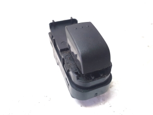 Mazda 5 (2005–2010) Rear side door window switch CC3366380A - 4