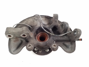 Mercedes Benz E-Class W212 (2009–2015) Front wheel hub A2123320900 - 2