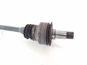 Mercedes Benz E-Class W212 (2009–2015) Tagumine veovõll ja selle osad A2123502510 - 3