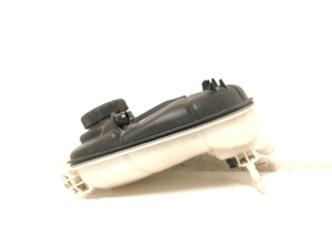 Mercedes Benz A-Class 176 (2012–2018) Coolant reservoir A2465000049 - 5