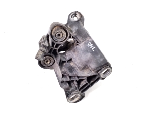 Mercedes Benz E-Class W212 (2009–2015) Halterung ABS Steuergerät A2124301710 - 3