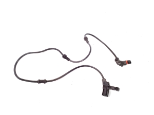 Mercedes Benz E-Class W212 (2009–2015) Bremsbelagsensor vorne A2125402405 - 3