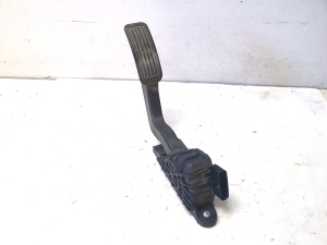 Accelerator pedal - CC3041600