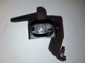 VOLVO XC60 (2008–2017) Sensors 8G9N3C097AA - 4