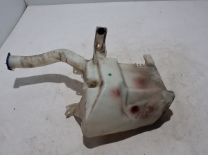 Ford S-MAX (2015–2026) Front washer fluid reservoir EM2B17B613AD - 3