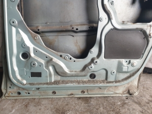 Mazda 5 (2005–2010) Tagumised küljeuksed - 2