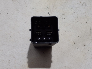 Ford S-MAX (2015–2026) Glow plug relay 9803299780 - 3