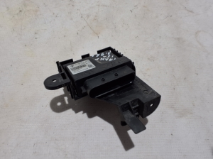 Fuel pump control module - 971906093B