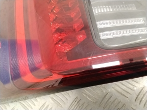 Polestar 2 II (2021–2026) Eckleuchte hinten 31108941 - 2